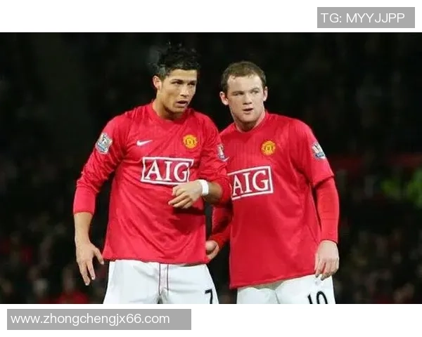 荷兰足球明星17号的传奇之路与辉煌成就解析 荷兰足球明星17号的传奇之路与辉煌成就解析